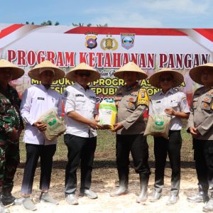 Polres Pasaman Barat Melaksanakan Launching Gugus Tugas Polri Dalam Mendukung Ketahanan Pangan Nasional di Kabupaten Pasaman Barat