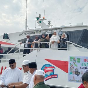 Sebanyak 438 Jamaah Haji Kloter 7 Asal Inhil Diberangkatkan Menuju Batam.