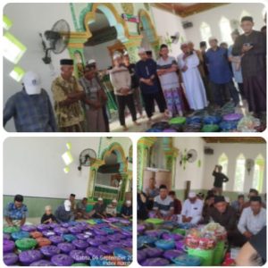 Imam Desa Majannang dan Kepala Dusun Jawi-Jawi Peringati Maulid Nabi Muhammad SAW