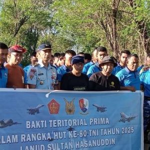 Lanud Sultan Hasanuddin Gelar Aksi Bersih Lingkungan Peringati HUT Ke-80 TNI