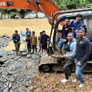 Polres Pasaman Barat Melakukan Penangkapan Terhadap Pelaku Tambang Emas Ilegal di Muara Mangkisek, Kecamatan Talamau, Kabupaten Pasaman Barat