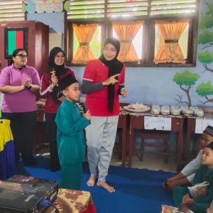Jaksa Sahabat Anak, Melihat Kegiatan Kejari DR Ratih di SDN 013 Pematang Reba