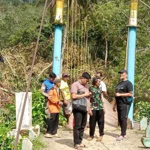 Tanah Bukit Amblas 2 Meter, Wabup Pasbar Lakukan Pendekatan Humanis  Warga Pasanggiang Untuk Segera Mengungsi