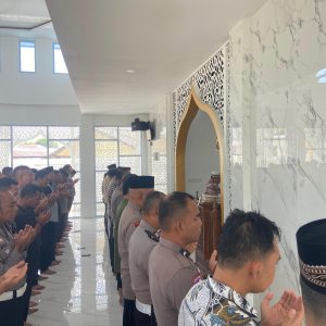 Polres Inhu Gelar Sholat Ghoib dan Doa Bersama Peduli Bencana Sumatera