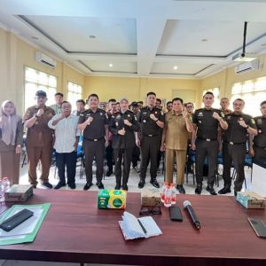 Peringati Hakordia 2025, Kejari Inhu Bekali Perangkat Desa dengan Edukasi Antikorupsi