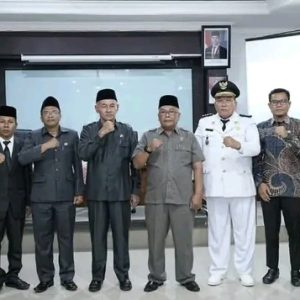 Pelantikan Pejabat Administrator, Dua Camat Berganti Jabatan