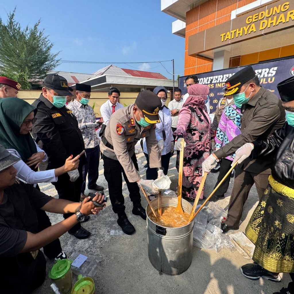 Polres Inhu Catat Sejarah Baru: Sita 9,7 Kg Sabu 19 Ribu Butir Ekstasi, Ketua DPRD Beri Apresiasi