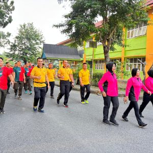 Jelang Hari Bhayangkara dan Pembukaan Pekan Olahraga Kapolri Cup, Polres Inhu Gelar Senam Bersama TNI