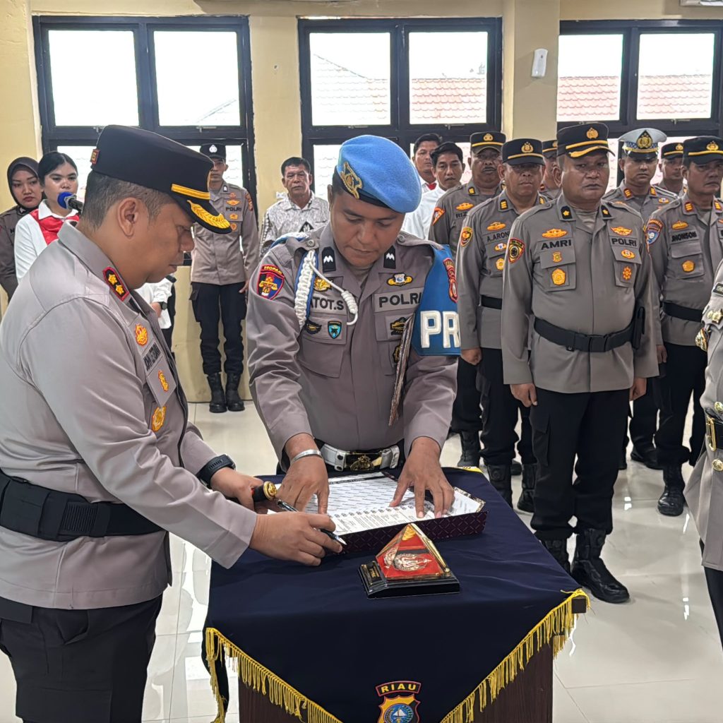 POLRES INHU GELAR UPACARA SERTIJAB KASAT RESKRIM, AKP YOHN MABEL RESMI JABAT KASAT RESKRIM