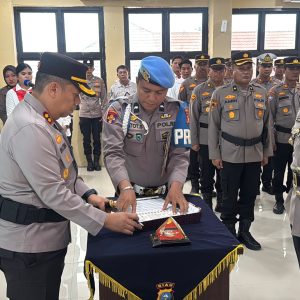 POLRES INHU GELAR UPACARA SERTIJAB KASAT RESKRIM, AKP YOHN MABEL RESMI JABAT KASAT RESKRIM